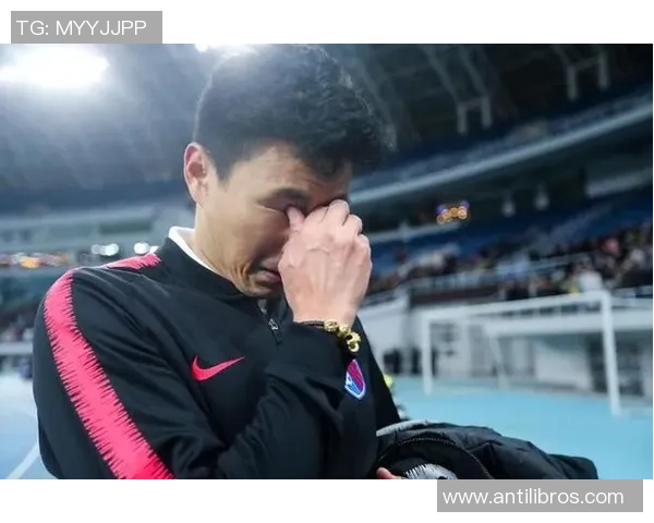 李玮锋足球明星事迹视频展现传奇生涯与不屈精神的精彩瞬间